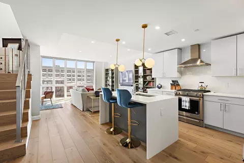 318 Madison St #5, Hoboken, NJ 07030