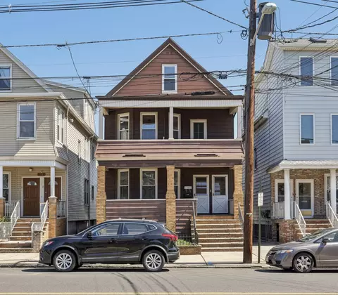 364 Avenue A, Bayonne, NJ 07002