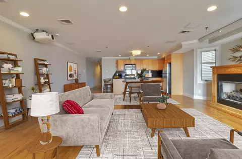 303 Manhattan Ave #2, Union City, NJ 07087