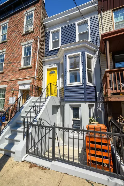 354 12 4th St, Jersey City, NJ 07302