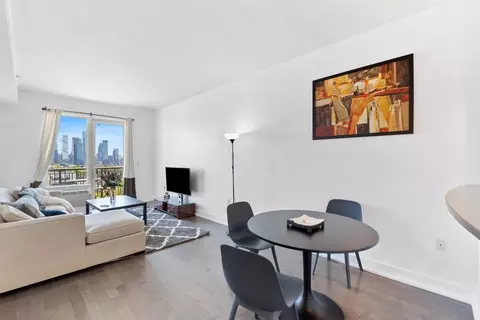 3312 Hudson Ave #7D, Union City, NJ 07087