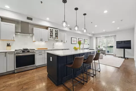 610 Madison St #3, Hoboken, NJ 07030