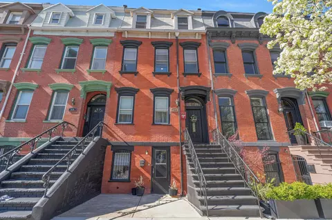 824 Grand St, Jersey City, NJ 07304