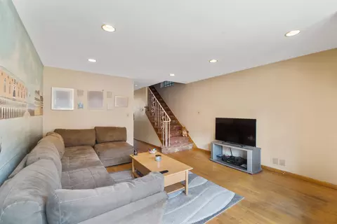 223 Avenue B, Bayonne, NJ 07002
