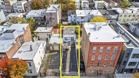 46 Wright Ave, Jersey City, NJ 07306