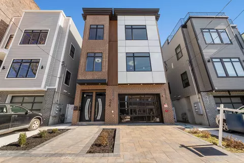 24 Romaine Ave #C3, Jersey City, NJ 07306
