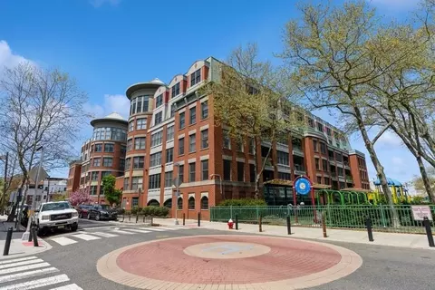 400 9th St #W2E, Hoboken, NJ 07030