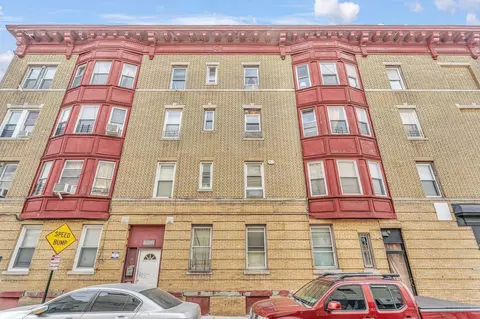 4306 Kennedy Blvd #3, Union City, NJ 07087