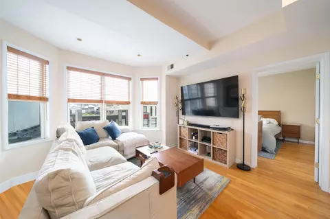 704 Clinton St #5D, Hoboken, NJ 07030