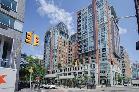 201 Luis M Marin Blvd #1023, Jersey City, NJ 07302