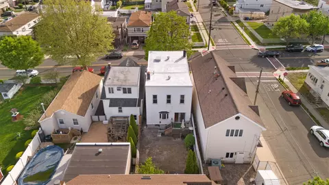 232 Centre Ave, Secaucus, NJ 07094 photo 5