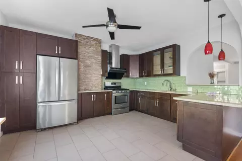 232 Centre Ave, Secaucus, NJ 07094 photo 18