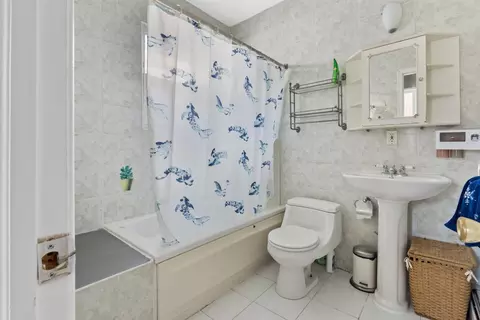 232 Centre Ave, Secaucus, NJ 07094 photo 36