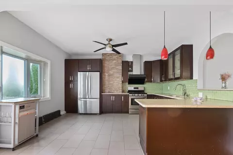 232 Centre Ave, Secaucus, NJ 07094 photo 15