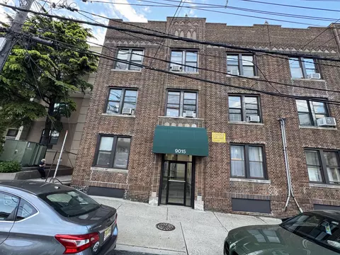 9015 Bergenwood Ave #4, North Bergen, NJ 07047