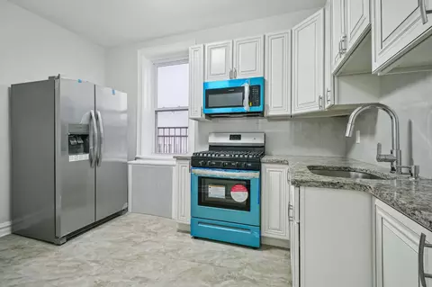 8508 Kennedy Blvd #D3, North Bergen, NJ 07047