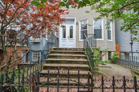 123 Charles St # A, Jersey City, NJ 07307