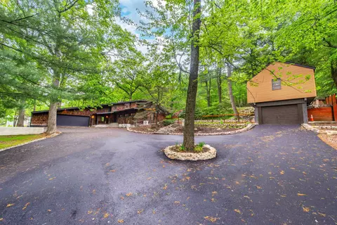 203 Stanhope Rd, Sparta, NJ 07871