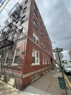 7812 Hudson Ave # 4E, North Bergen, NJ 07047