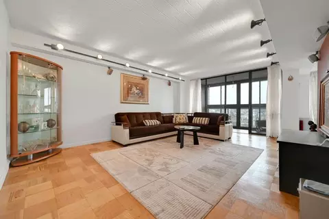 9060 Palisade Ave #1028, North Bergen, NJ 07047