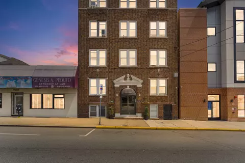 8508 Kennedy Blvd #B2, North Bergen, NJ 07047