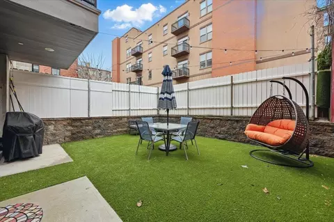 226 Bay St #1, Jersey City, NJ 07302