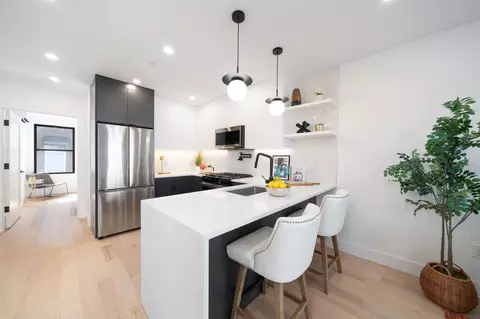 347 Pavonia Ave #1, Jersey City, NJ 07302