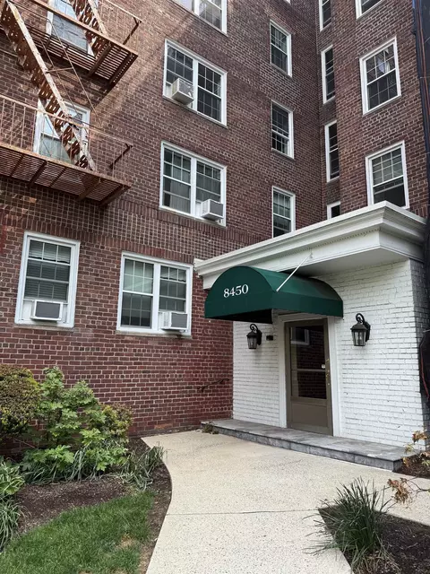 8450 John F Kennedy Blvd #4C, North Bergen, NJ 07047