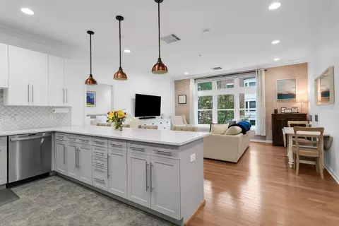 1200 Grand St #426, Hoboken, NJ 07030