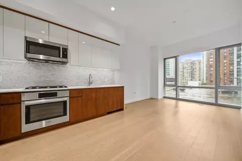 75 Park Ln S #512, Jersey City, NJ 07310