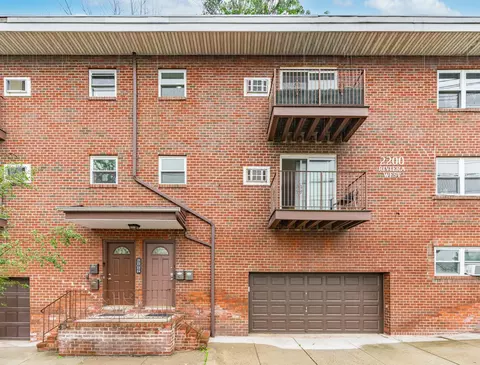 2200 Paterson Plank Rd #23, North Bergen, NJ 07047