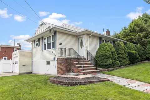6 Gail Pl, Secaucus, NJ 07094