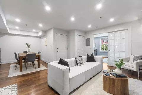 12 Bright St #3, Jersey City, NJ 07302