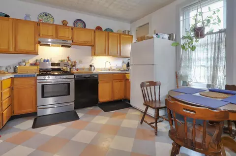 329 Adams St #4, Hoboken, NJ 07030