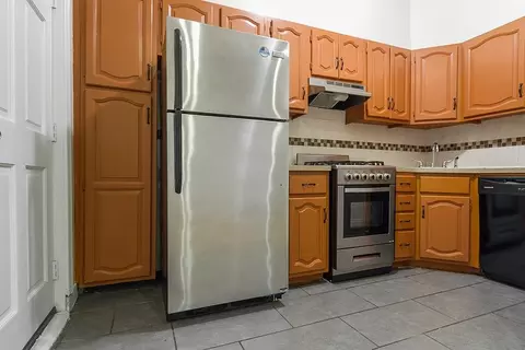 136 Clendenny Ave # A, Jersey City, NJ 07304