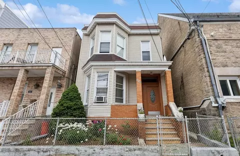 408 22nd St, Union City, NJ 07087