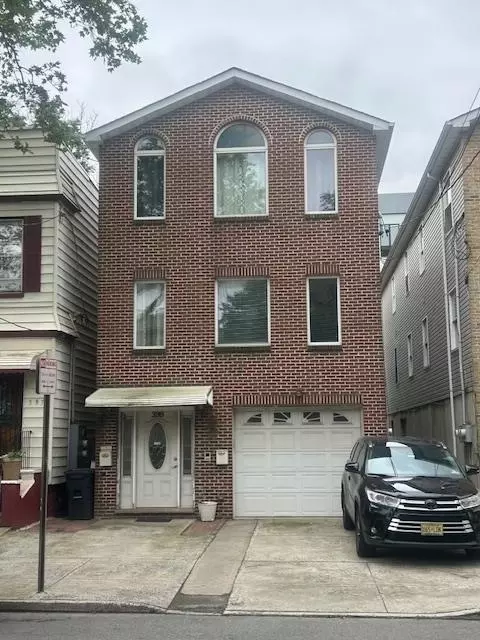 399 Ege Ave, Jersey City, NJ 07304