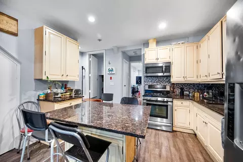 1431 51st St, North Bergen, NJ 07047