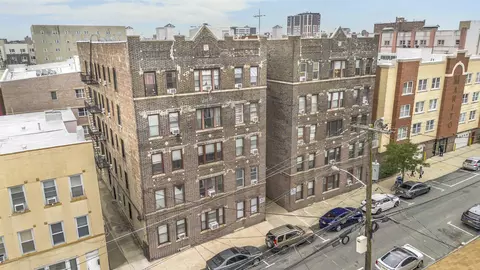 315 56th St #C1, West New York, NJ 07093