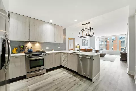 1125 Maxwell Ln #1122, Hoboken, NJ 07030