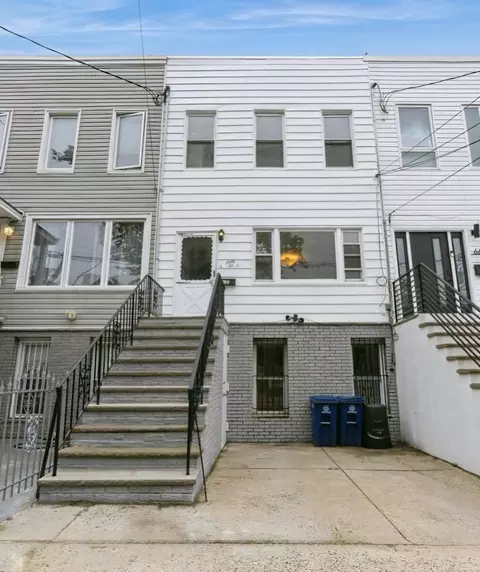 66 5 Charles St, Jersey City, NJ 07307