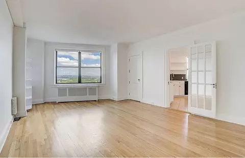 2600 Kennedy Blvd #7A, Jersey City, NJ 07306