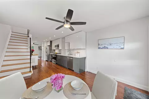 34 Waldo Ave, Jersey City, NJ 07306