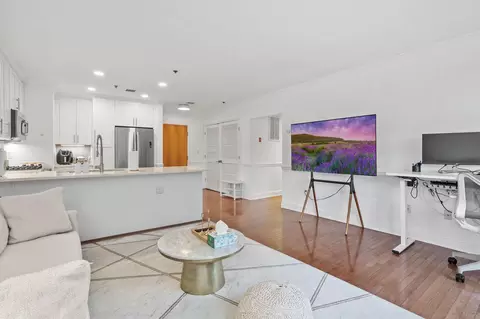 501 9th St #407, Hoboken, NJ 07030
