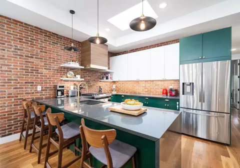 72 Lincoln St #2, Jersey City, NJ 07307