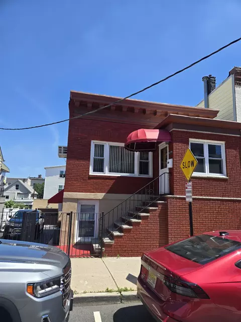 6206 Meadowview Ave, North Bergen, NJ 07047