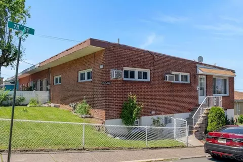 7711 Durham Ave, North Bergen, NJ 07047