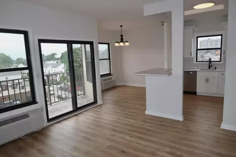 584 Anderson Ave #5C, Cliffside Park, NJ 07010