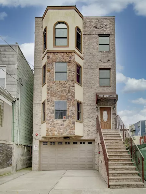 517 19th St # 2, Union City, NJ 07087