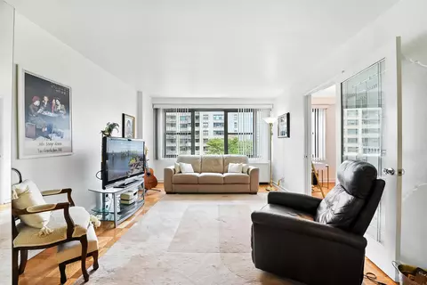 225 St Pauls Ave #8L, Jersey City, NJ 07306